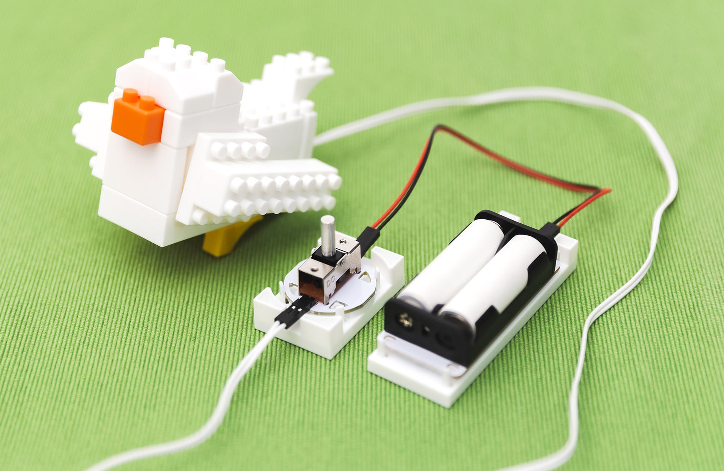 ウゴクブロック M