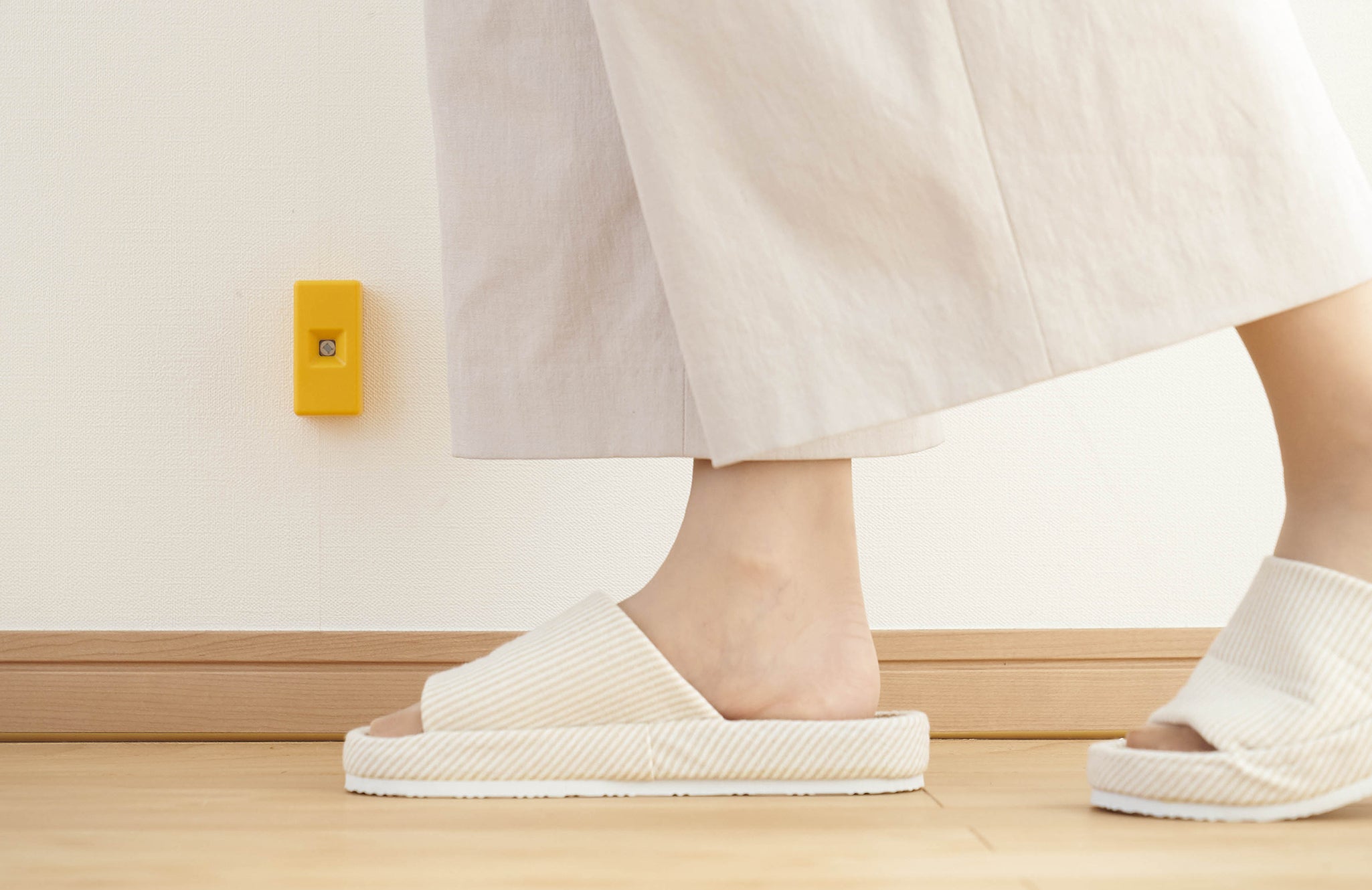 公式ストア】人感センサ|家族やペットの“動き”を感知。BOCCO 公式ストア】人感センサ|家族やペットの“動き”を感知。BOCCO