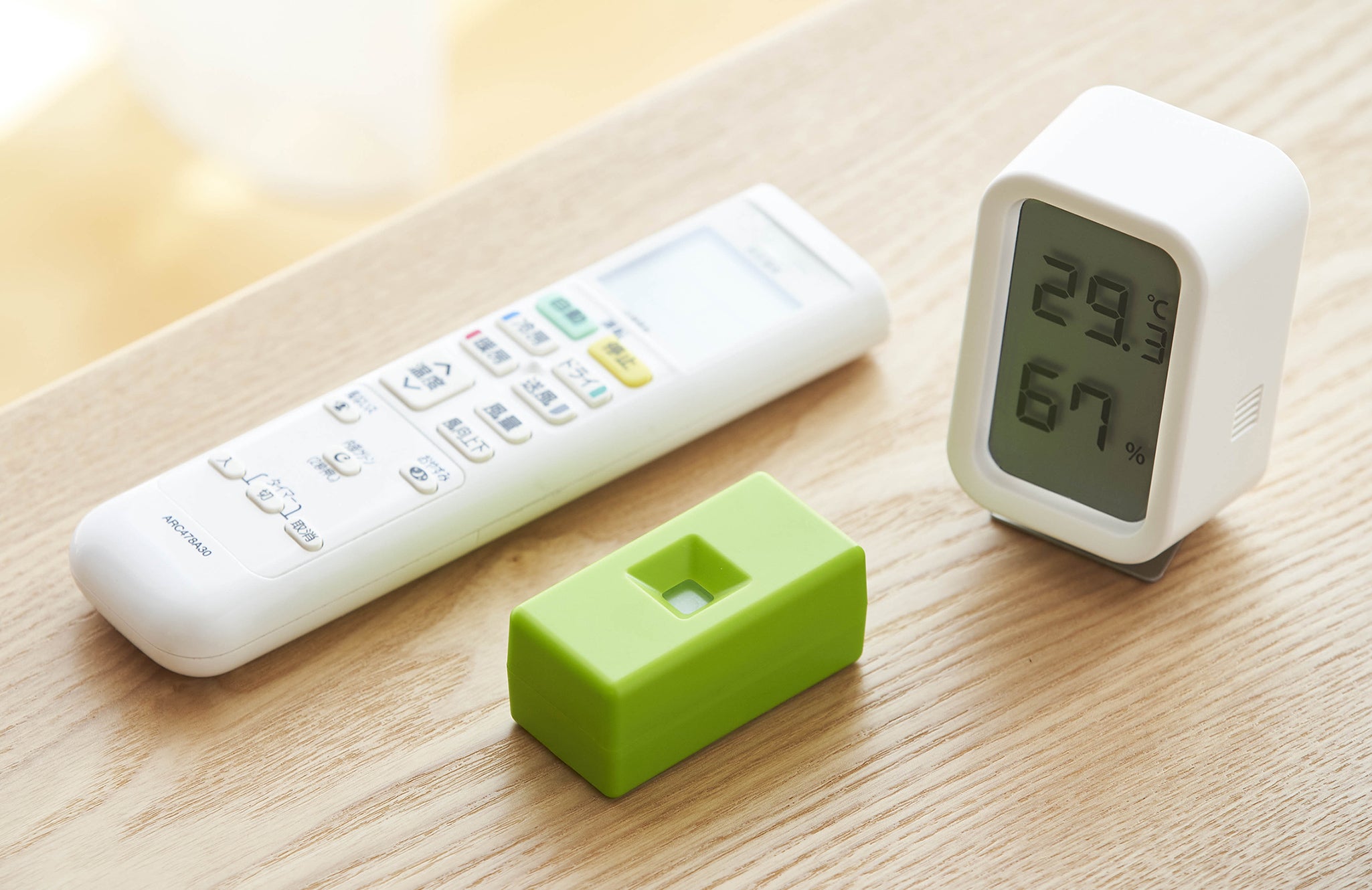 公式ストア】部屋センサ｜部屋の温度・湿度・照度をアプリで確認